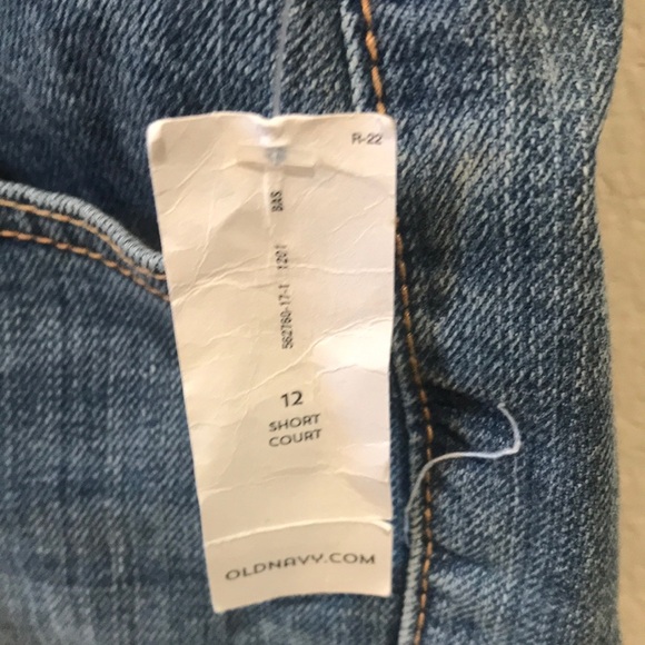 NWT Old Navy The Flirt Jeans Medium Wash Boot Cut 5 Pocket Jeans-Size-12 Short - Picture 2 of 11